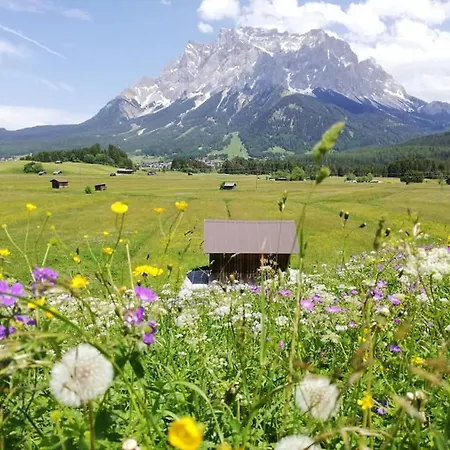 Garni Hochmoos 3* Lermoos