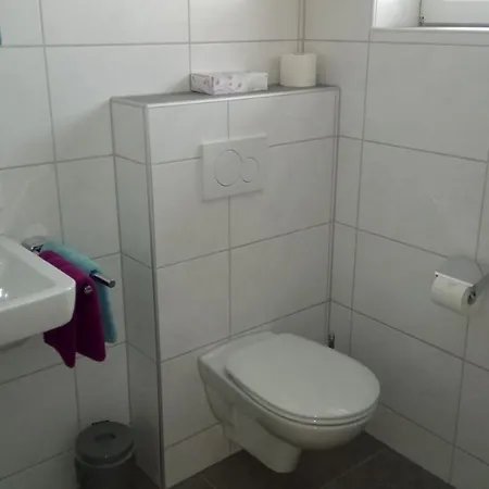 Garni Hochmoos 3* Лермос