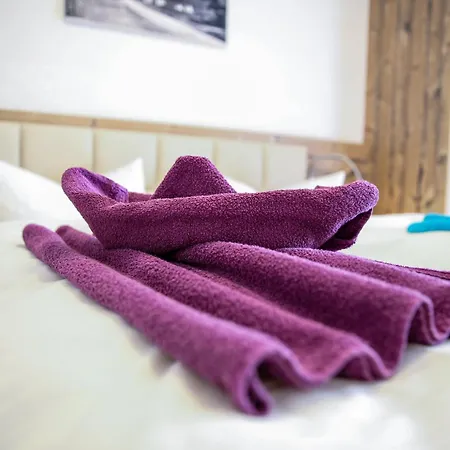Garni Hochmoos Guest house *