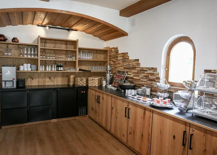 Garni Hochmoos Konukevi 3*