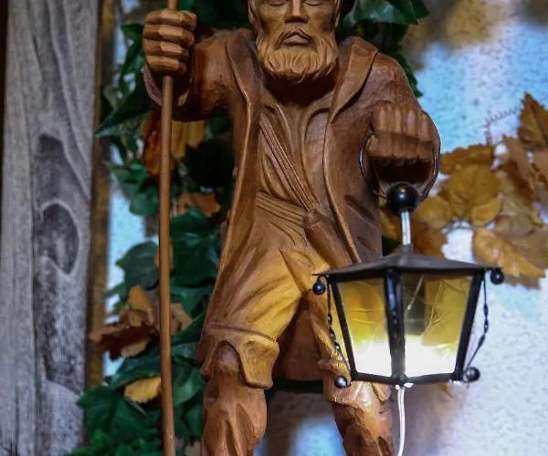 Konukevi Garni Hochmoos