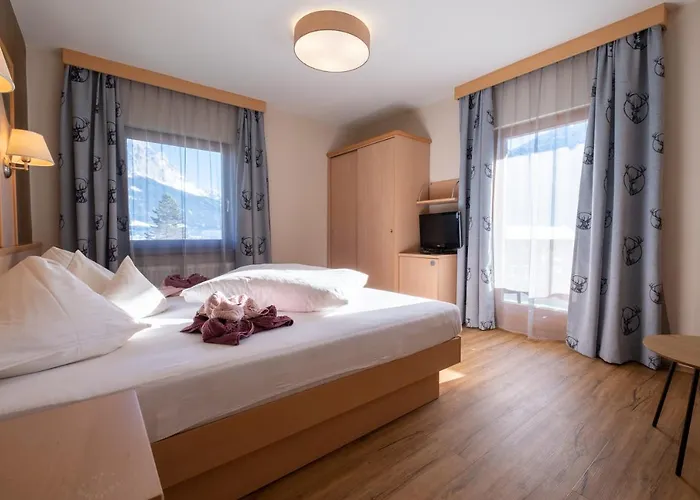Garni Hochmoos Pensionat 3*