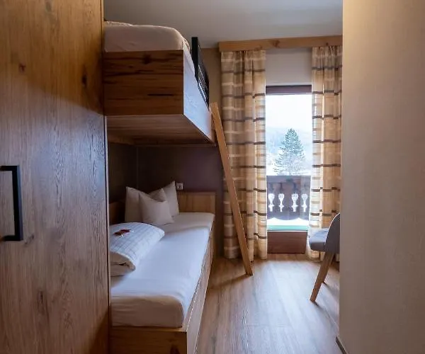 Pensionat Garni Hochmoos Lermoos