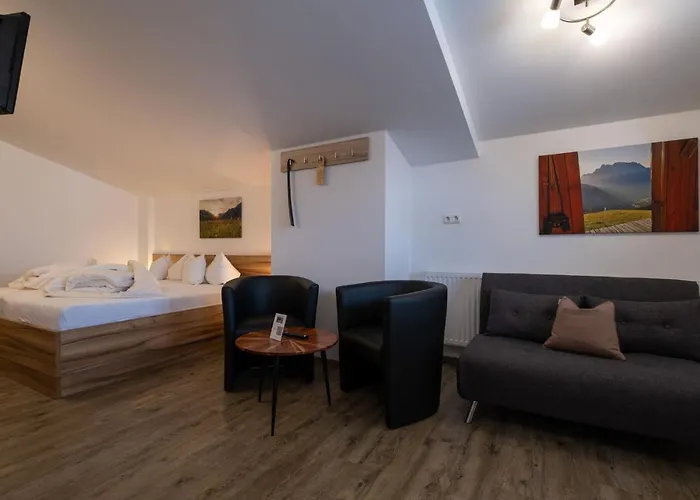 Garni Hochmoos Lermoos