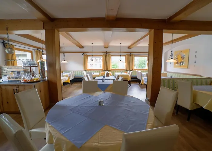 Garni Hochmoos 3* Lermoos