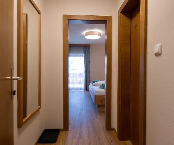 Garni Hochmoos 3* Lermoos