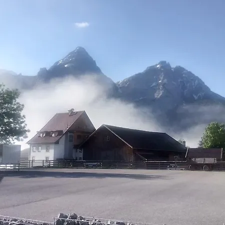 Garni Hochmoos Gæstehus